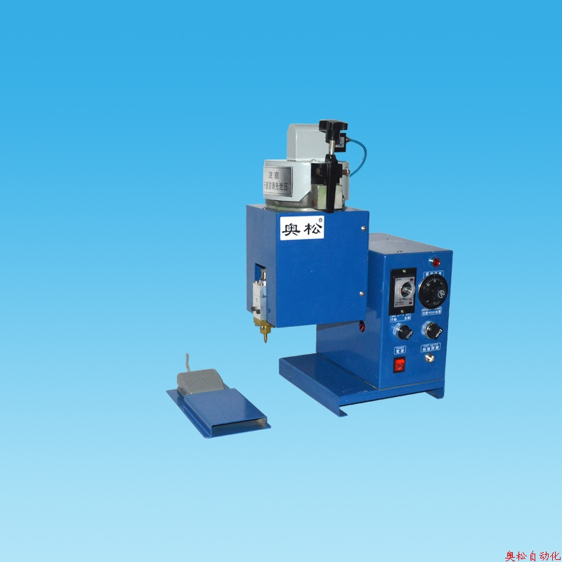 Hot melt adhesive coating machine