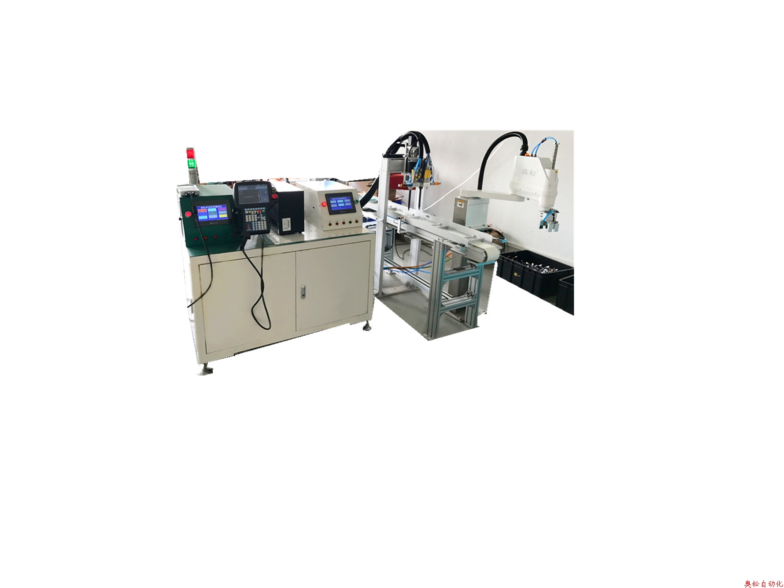 Automatic glue filling line